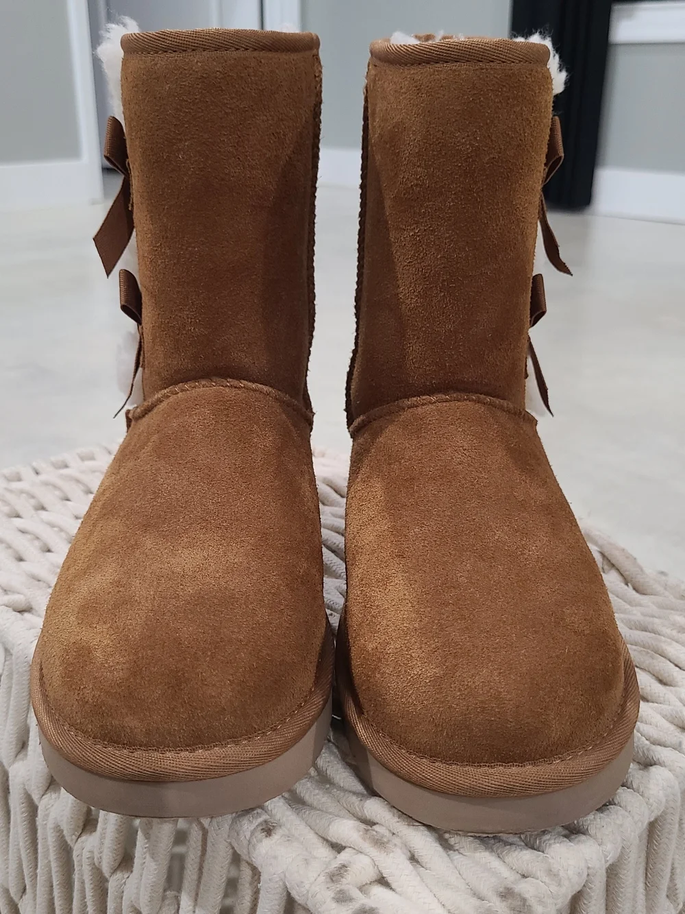 Koolaburra By UGG - Chestnut Suede  with Fur Trim and Side B